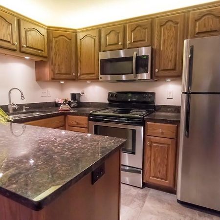 Shepherd Mountain Inn & Suites Pilot Knob 外观 照片