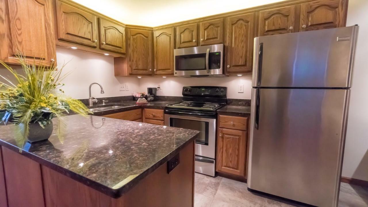 Shepherd Mountain Inn & Suites Pilot Knob 外观 照片